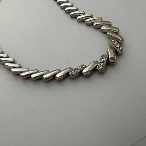 Silver Tone Rhinestone Accent Slant Bar Link Necklace Elegant Classic 17 in - Picture 5 of 8